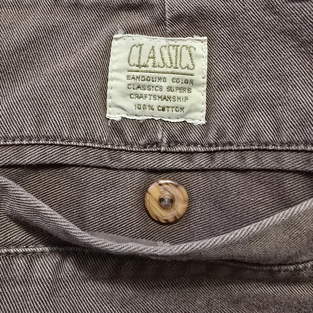 CLASSICS Men's Brown Shorts. Size 31 - Picture 5 of 11